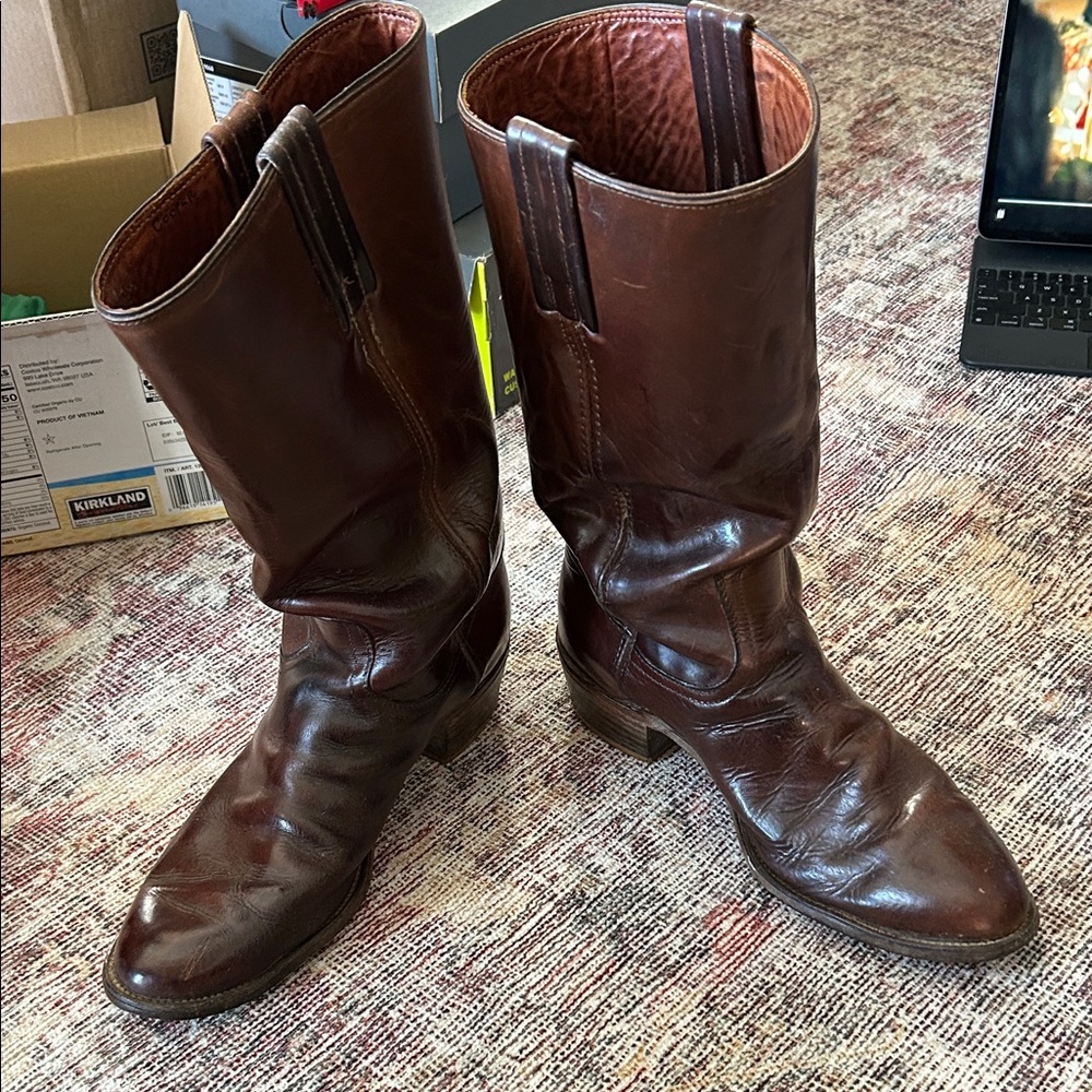 Frye Chestnut Brown Western Leather Boots